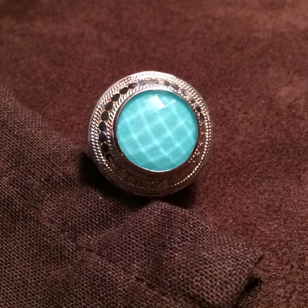 Anna Beck Gili silver cocktail ring.